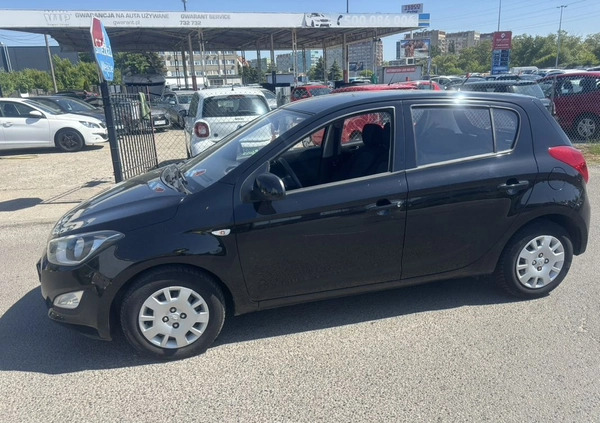 Hyundai i20 cena 16900 przebieg: 194000, rok produkcji 2012 z Szczecin małe 172